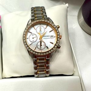 Seiko Chronograph 7T92-0MZ0 Diamond Ladies Watch